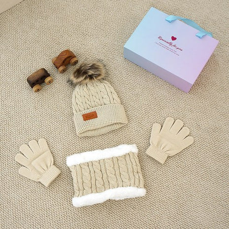 Kizus брэндийн хүүхдэд зориулсан өвлийн багц